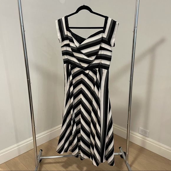 lela rose off the shoulder black and white stripe midi dress - Picture 6 of 13